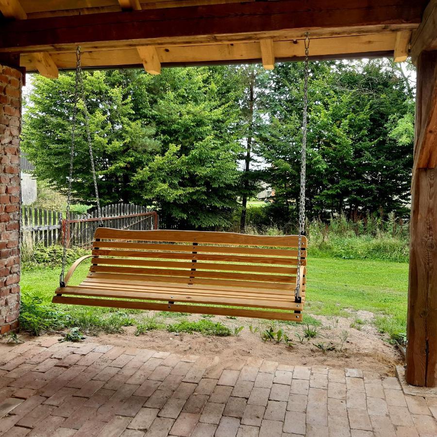 Dworek Szarki Bagian luar foto