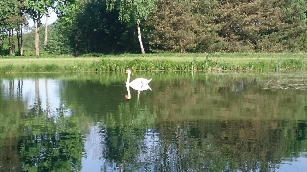 Dworek Szarki Bagian luar foto
